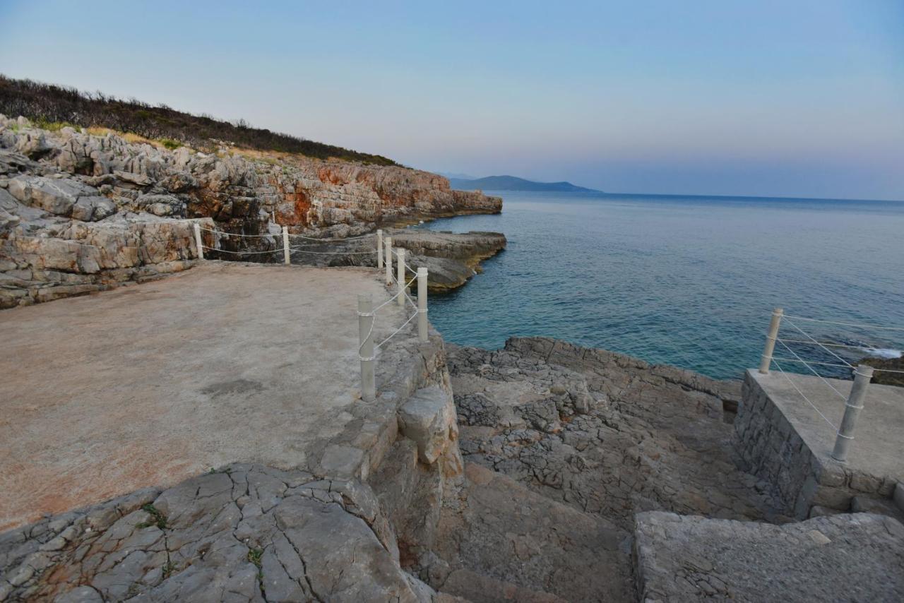 Villa Ariel Лущица Екстериор снимка